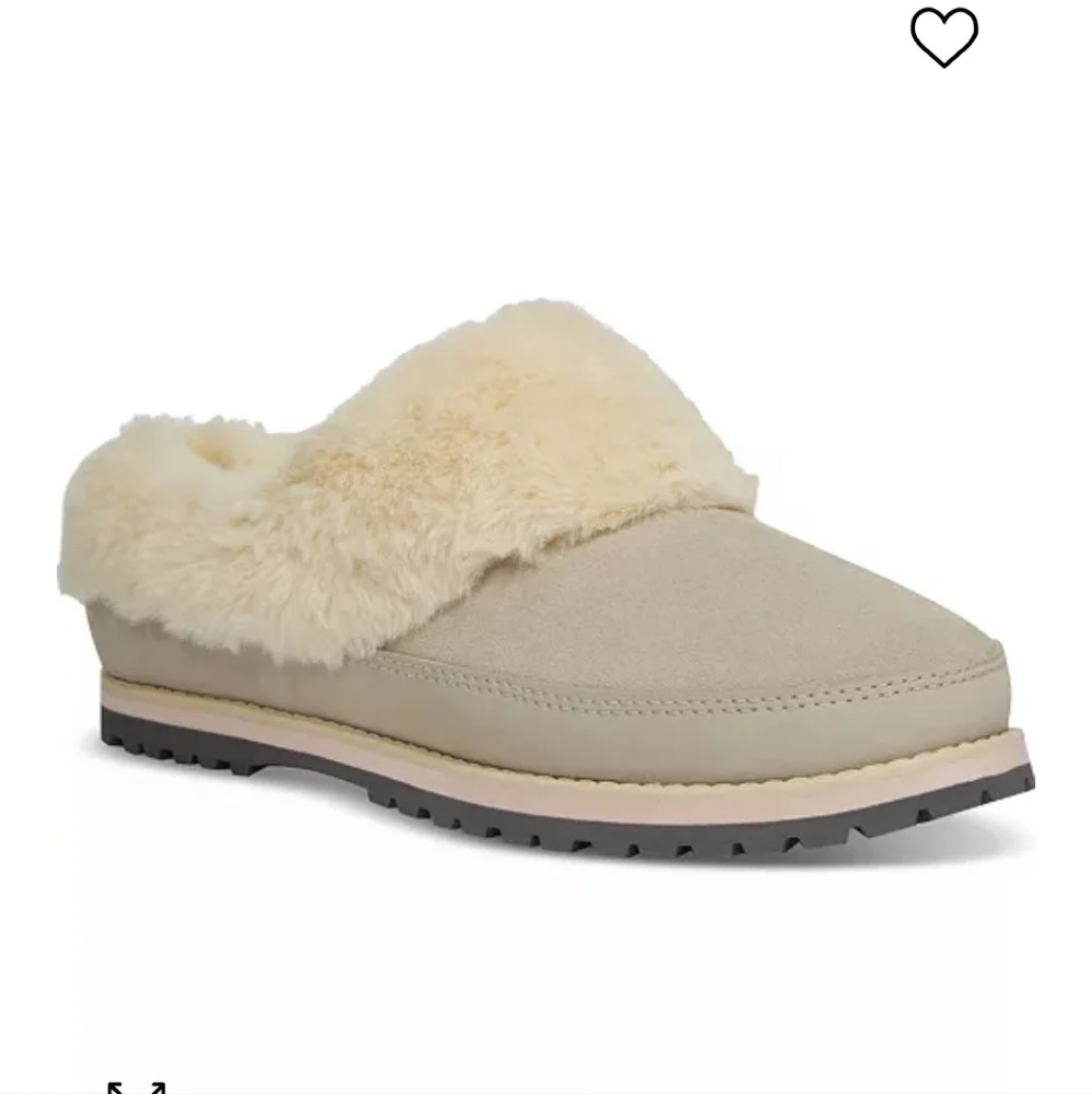 Women's Joslin Slip-On Cozy Slippers from Finish Line size 7